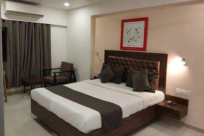 Hotel O Tourist Plaza New Delhi