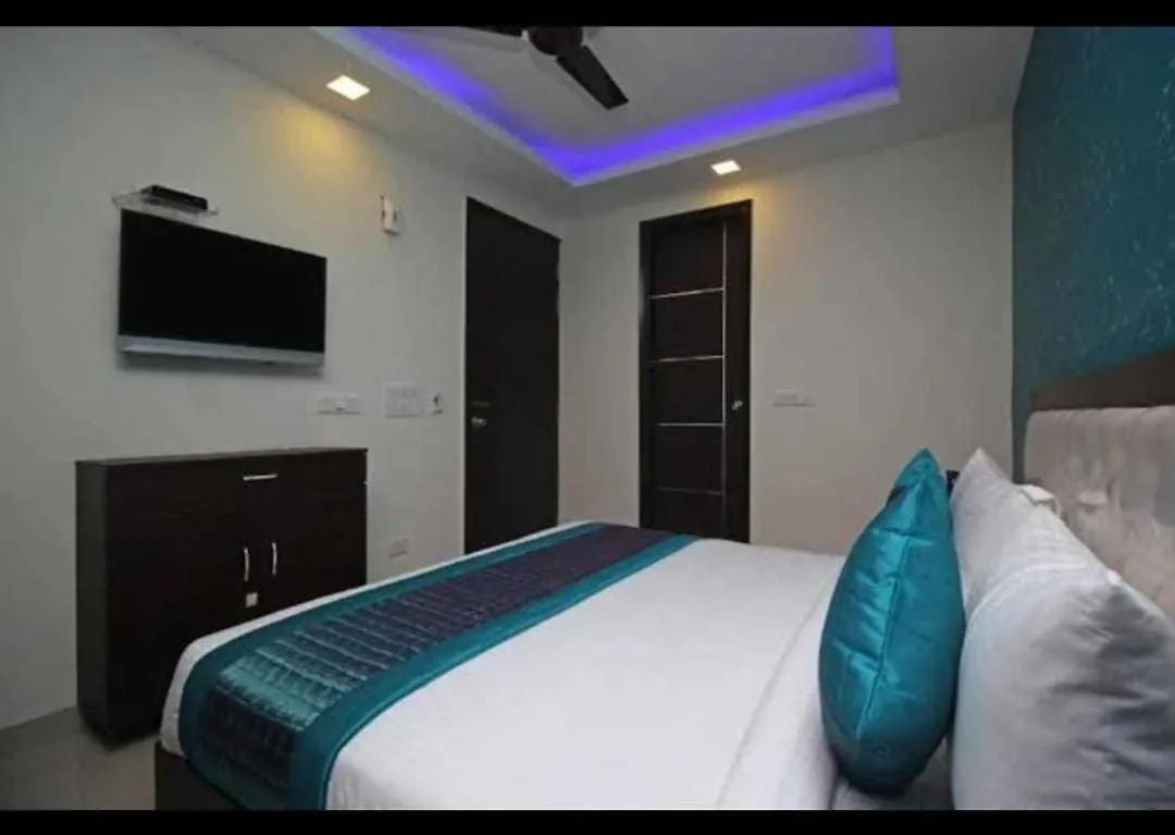 ***  Hotel O Tourist Plaza New Delhi India